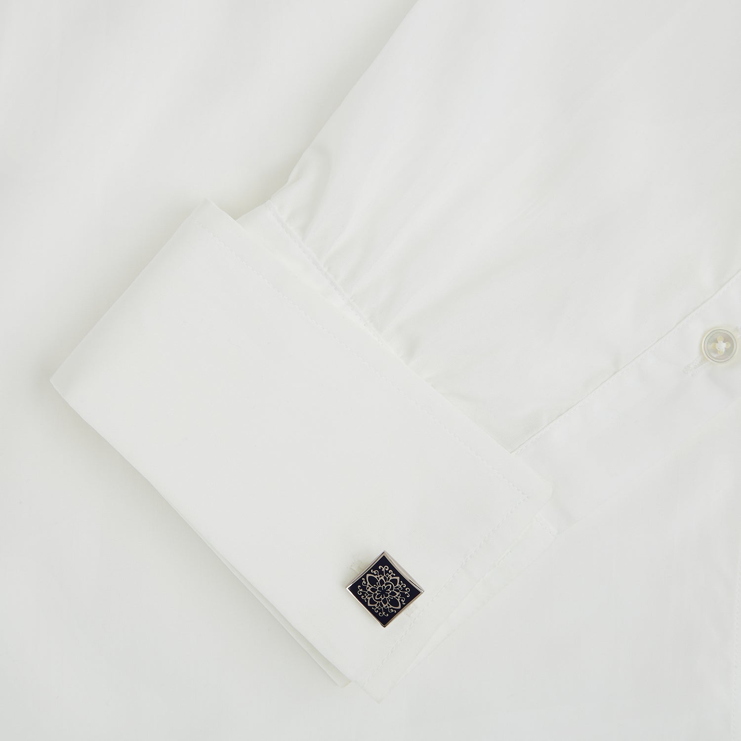 Image 3 of product Blue Floral Square Cufflinks