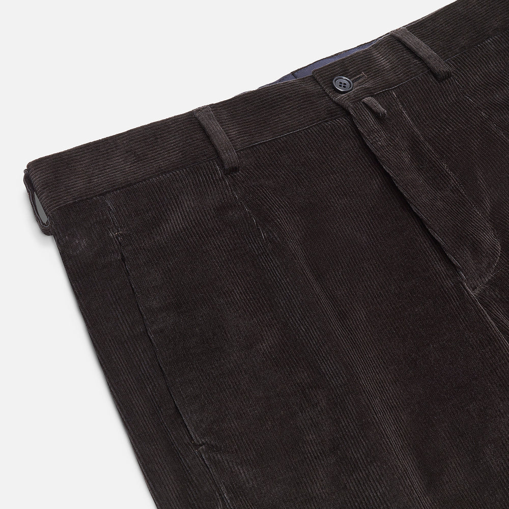 Turnbull & Asser’s Brown Corduroy Rupert Trousers feature a straight-leg cut, button closure, and belt loops—ideal for elevating your formal look with modern sophistication.