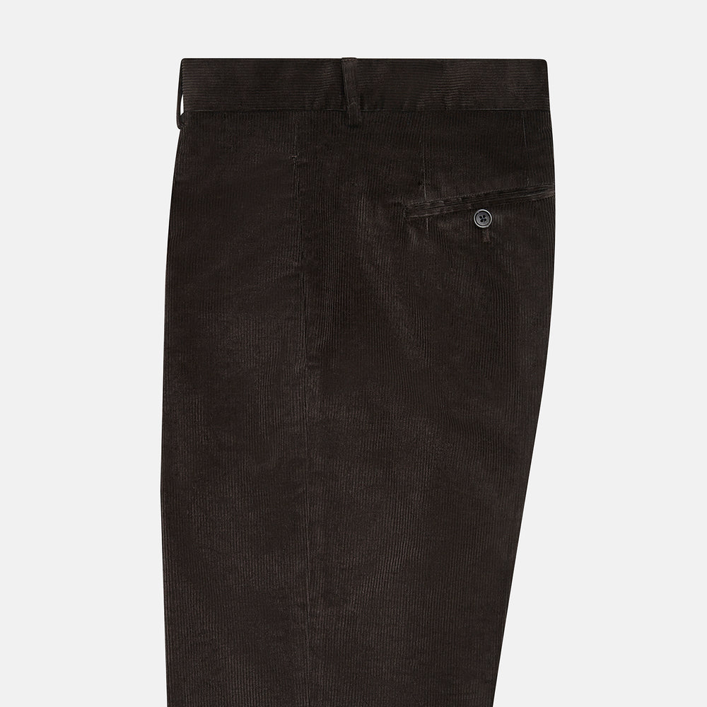 Turnbull & Asser’s Brown Corduroy Rupert Trousers feature a straight-leg cut, button closure, and belt loops—ideal for elevating your formal look with modern sophistication.