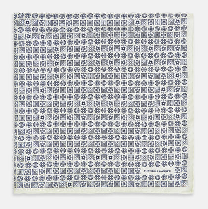 Floral White Pocket Square in Silk Image 2
