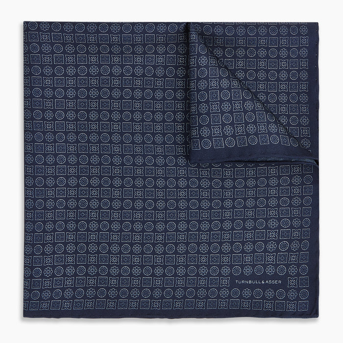 Floral Navy Pocket Square in Silk Image 4