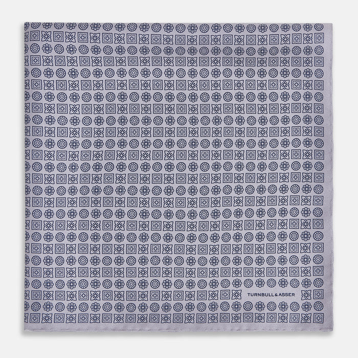 Rosette Lilac Pocket Square in Silk Image 2