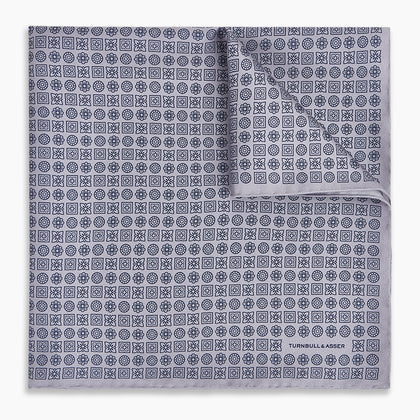 Rosette Lilac Pocket Square in Silk Image 4