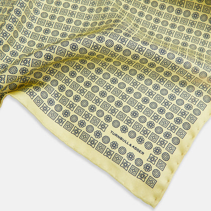 Floral Yellow Pocket Square in Silk Image 1