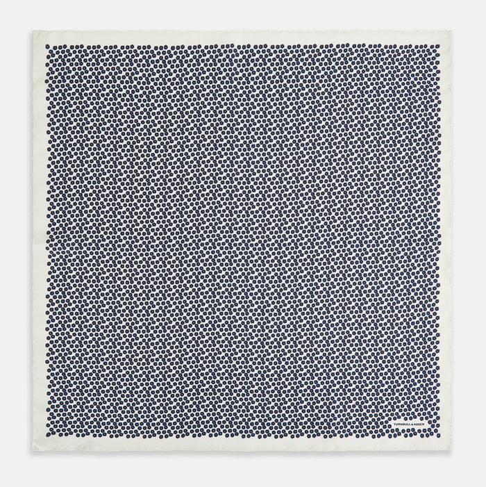 Floral White Pocket Square in Silk Image 3