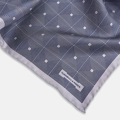 Geometric Grey Pocket Square in Silk Image 1