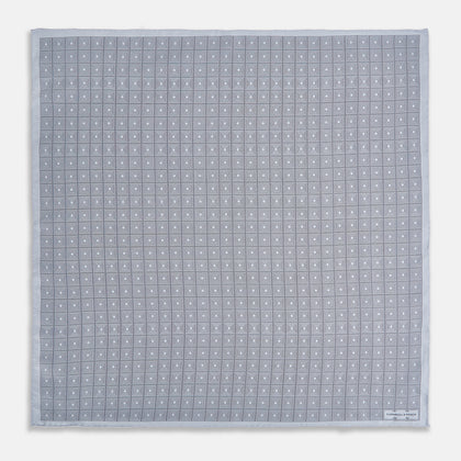 Geometric Silver Pocket Square in Silk Image 3