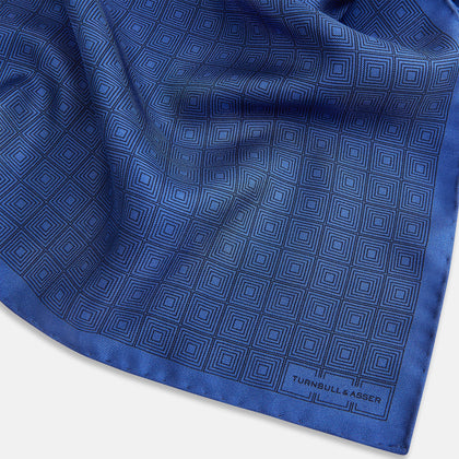 Geometric Blue Pocket Square in Silk Image 1