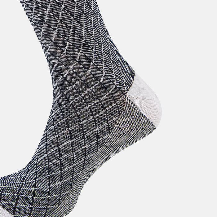 White Harlequin Cotton-Linen Mid-Length Socks Image 3