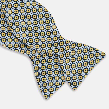 Citrus Yellow Abstract Quatrefoil Foulard Printed Silk Bow Tie Image 1