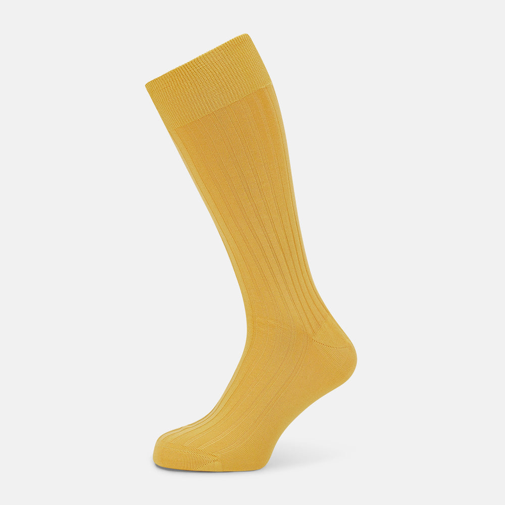 The Turnbull & Asser Banana Mid-Length Sock, made from mercerised Egyptian cotton with a hand-linked toe, is shown upright on a plain white background.