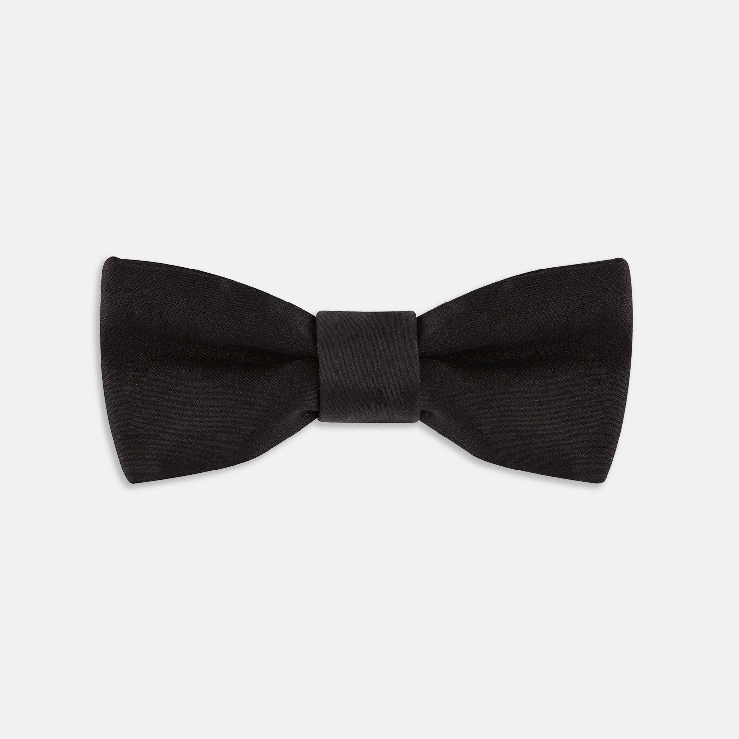 Image 1 of product Black Batwing Satin Bow Tie