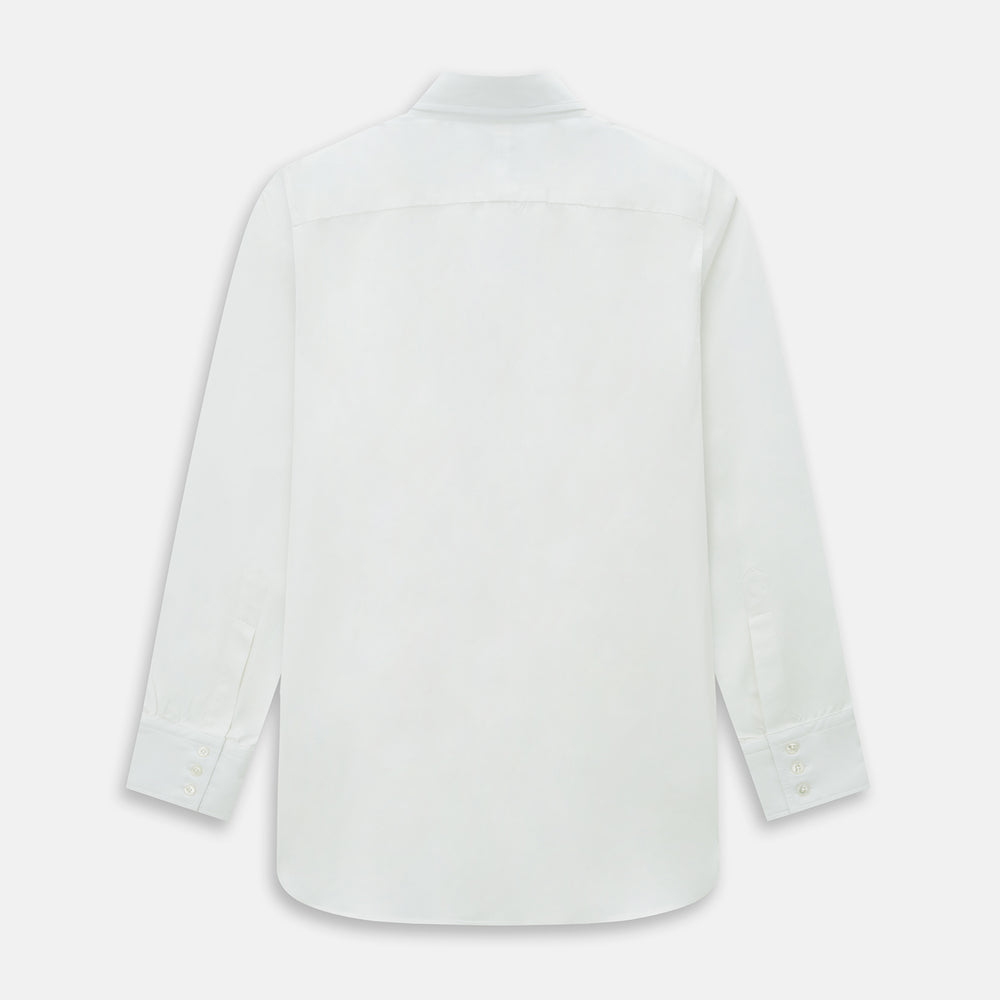 The Turnbull & Asser Plain White Windsor Shirt features a Turnbull open collar, 3-button cuffs, and relaxed fit—exemplifying British craftsmanship. Displayed on a white background.