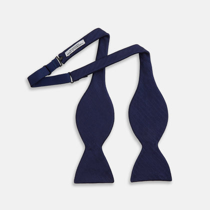 HERRINGBONE NAVY BOW TIE