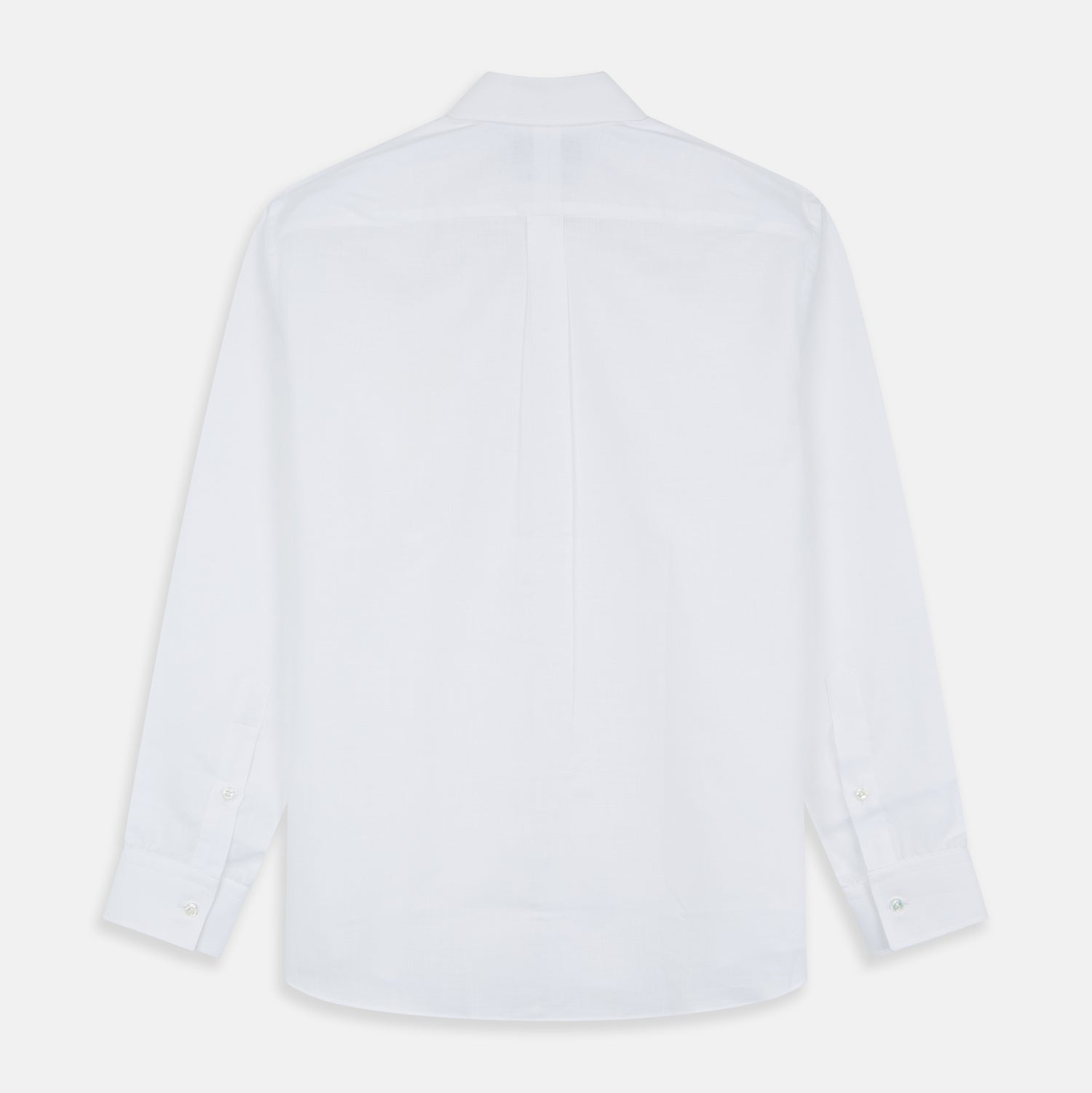 White Chambray Weekend Fit Shirt with Dorset Collar and 1-Button Cuffs