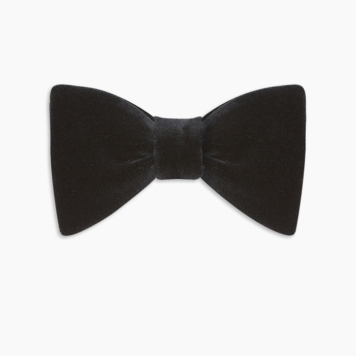 Black Velvet Bow Tie Image 4